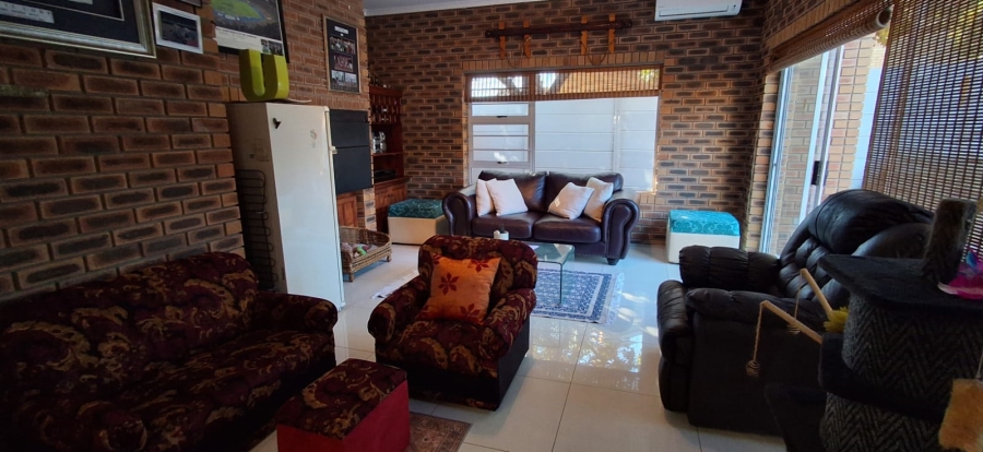 4 Bedroom Property for Sale in Diaz Beach Western Cape